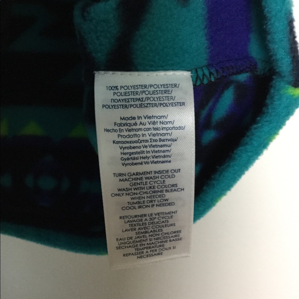 Chaps S Fleece Vest Aztec Pattern Colorful NWOT - Picture 4 of 7